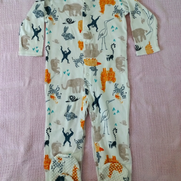 Marks & Spencer, 3pk multi coloured, cotton long sleeved sleepsuits, 2-3 years - Picture 10 of 16
